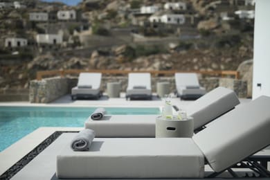 6 Bedrooms I Paradisenia I Super Paradise