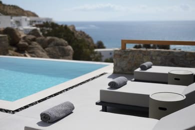 6 Bedrooms I Paradisenia I Super Paradise