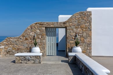 6 Bedrooms I Persephone I Kanalia