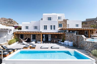 5 Bedrooms I Phoenix I I Kalafatis