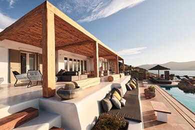 7 Bedrooms | Posidonia | Ftelia