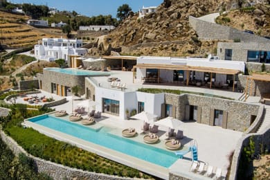 8 Bedrooms I Serenity Psarou Estate
