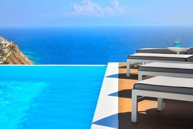 6 Bedrooms | Thoi | Elia