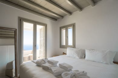 5 Bedrooms I Veroniki I I Kastro