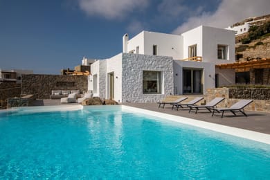 6 Bedrooms I Zoeva I Kastro