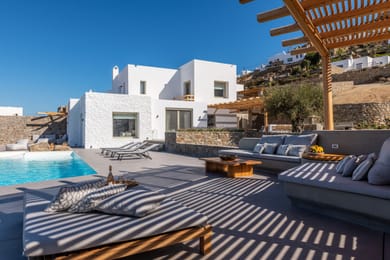 6 Bedrooms I Zoeva I Kastro