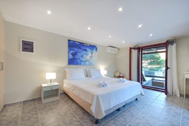 Deluxe Triple Room with Garden View