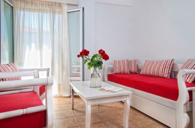 Kerkis Bay Hotel - Image 3