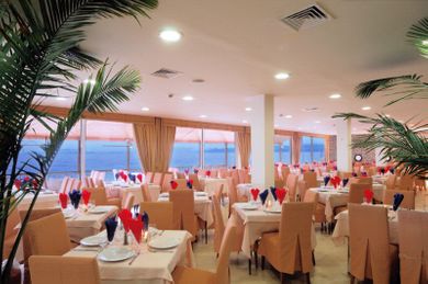 Kinetta Beach Hotel - Image 3