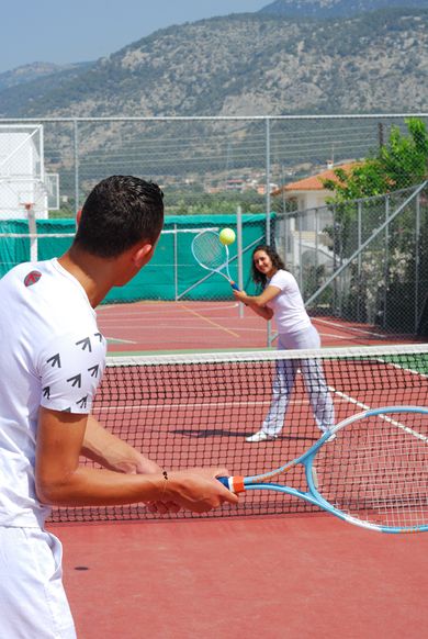 Kinetta Beach Hotel - Image 6