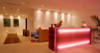 Kinetta Beach Hotel - Image 7