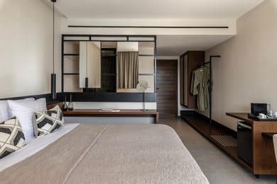 Superior Suite Partial sea view
