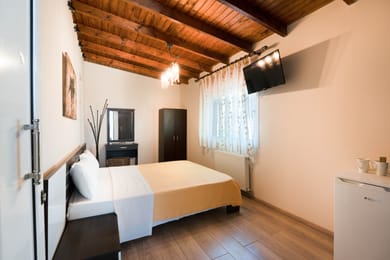 Superior Room with Jacuzzi & Terrace