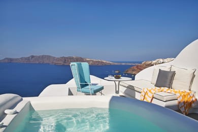 Wet Junior Suite With Open Air Jetted Tub
