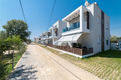 Kleoniki & Irida Residential Complexes - Image 6