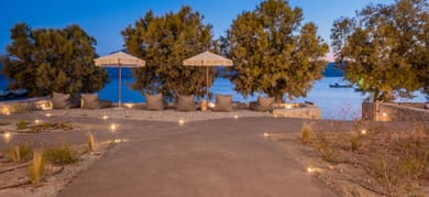 Klima Bay Beachfront Boutique Houses - Image 4