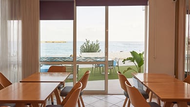 Klinakis Beach Hotel - Image 3