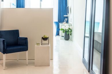 2 Bedroom Island Suite Seafront with Private Heated Pool and Beach Access