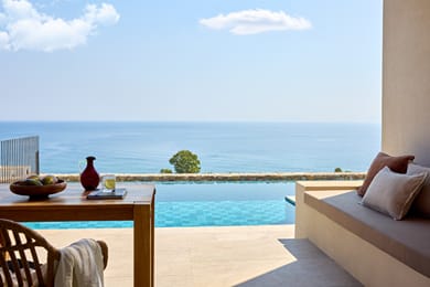 Deluxe Suite Sea view with Private Pool