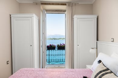 Fotiadis Family Luxury Suites - TwoBedroom Suite with Balcony