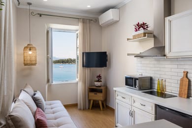 Fotiadis Family Luxury Suites - Seaview Studio Suite