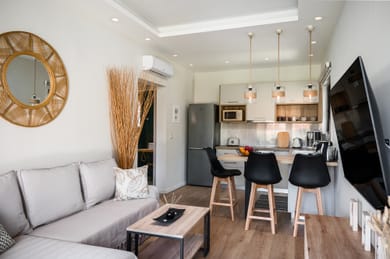 Phos Elegant Residences 400m to the beach - One Bedroom Apartment