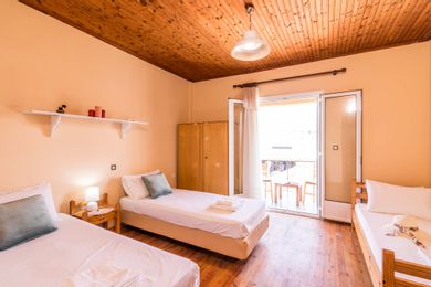 Private House in the heart of Kavos