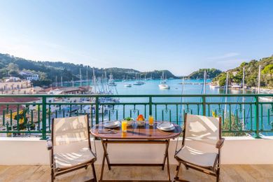 Lakka Seaview Apartment-2nd floor