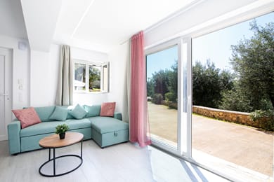 The Olive Grove Cottage - OneBedroom Apartment