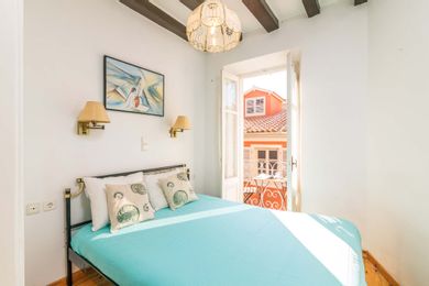 Philarmonic Orchestra Apartment