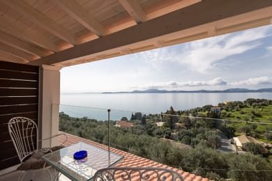 Vallia's Seaview & Stylish 1BD Apartment - Nr7