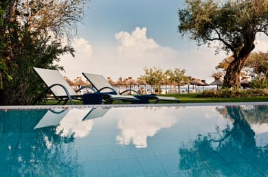 ExecutiOne (1) Bedroom Suite Sea Front with Private Pool- Bungalow
