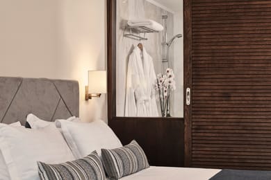 ExecutiOne (1) Bedroom Suite Sea Front with Private Pool- Bungalow