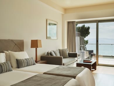 Deluxe One (1) Bedroom Suite Sea View-Main Building