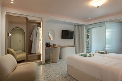 Junior Suite Pool View