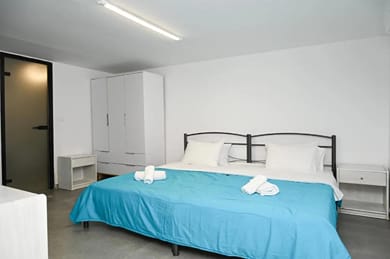 Economy Room (Basement)