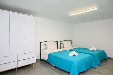 Economy Room (Basement)