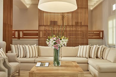 Mykonos Kosmoplaz Beach Resort - Image 5