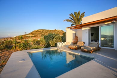Deluxe Mini Suite sea view with private pool