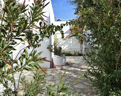 Kostantakis Winery & Residence - Image 4