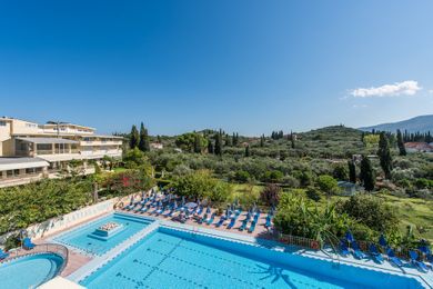 Koukounaria Hotel Zante - Image 4