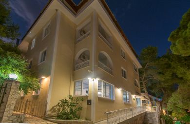 Koukounaria Hotel Zante - Image 6