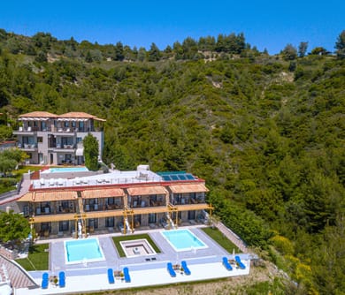 Koumaros ApartHotel Halkidiki - Image 2