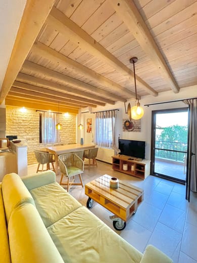 Villa with Garden View-Capacity 7