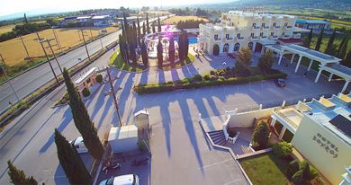 Kouros Hotel Drama - Image 6