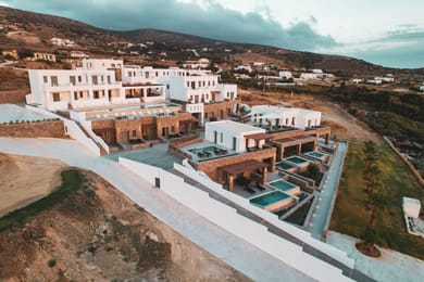 Deluxe Suite with Private Pool and Sea View