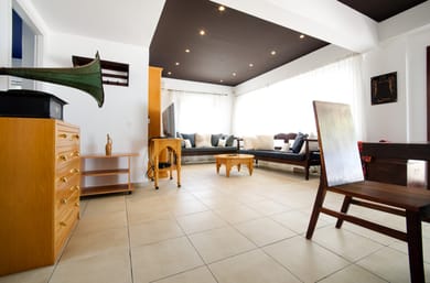 Manu Villa