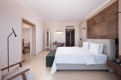  Royal Suite with Sea View (70 m²)