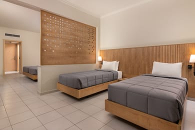 Family Room with Garden view