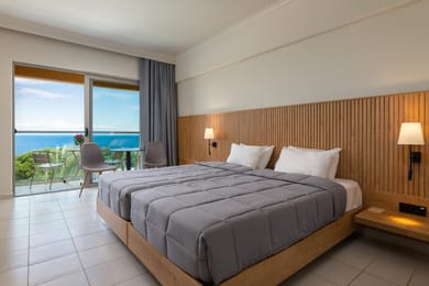 Double or Twin Room with Sea View
